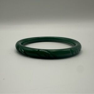 Splendette Green Carved Bangle Narrow